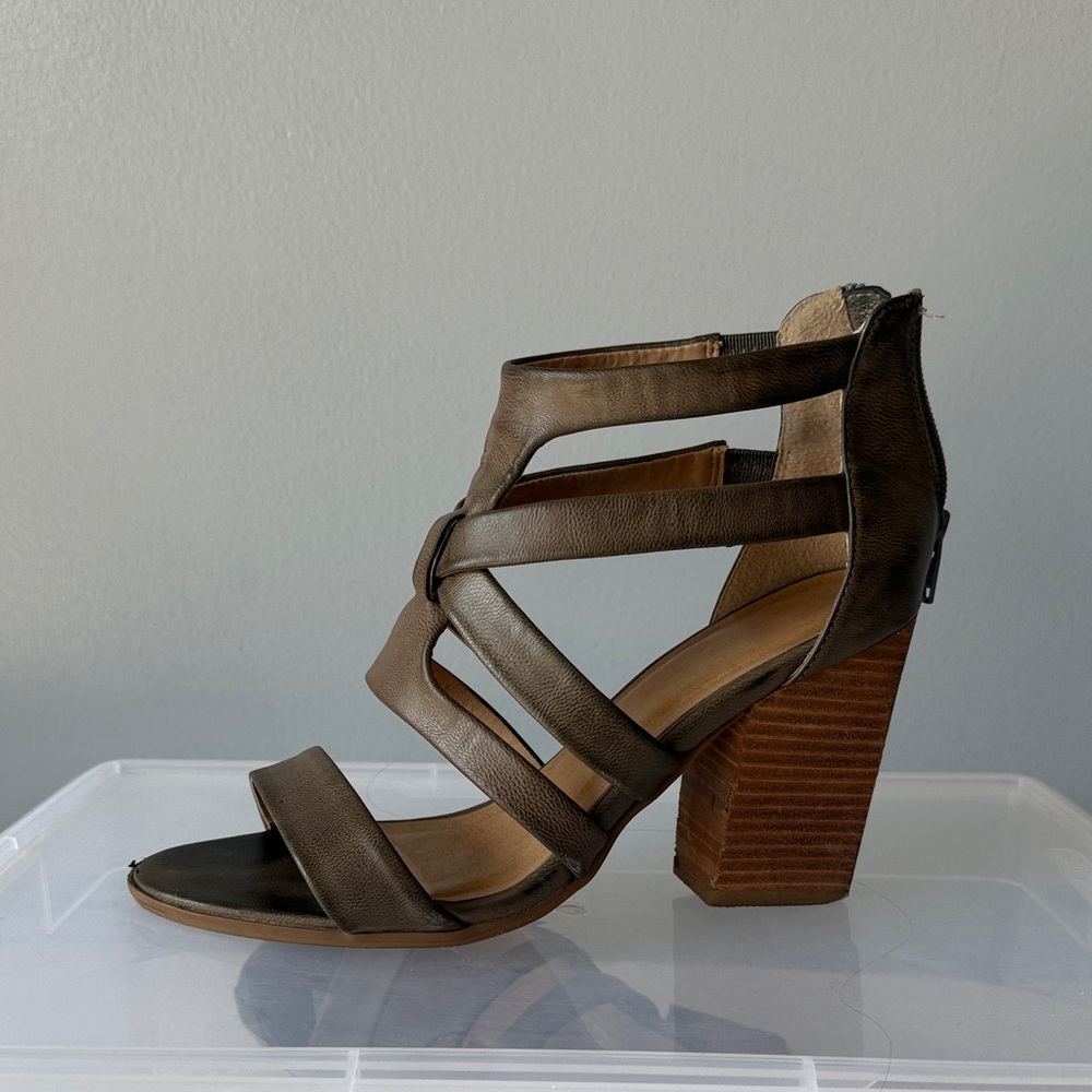 Melrose and Market Dark Brown Strappy Heels